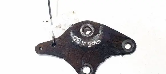 Citroen C5 Engine mounting bracket