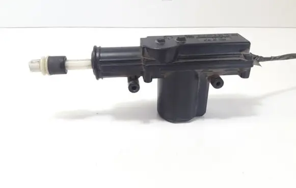 Audi 80 90 B3 Central locking motor 932037992