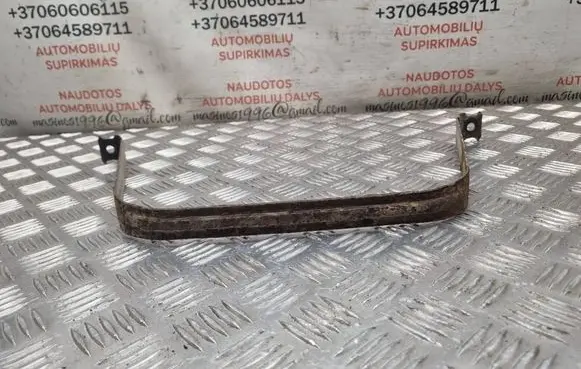 Audi Q7 4L Fuel tank mounting bracket 