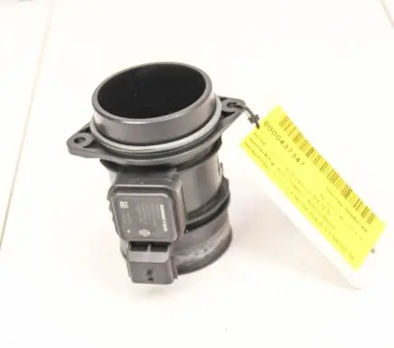 Renault Megane III Mass air flow meter 8200358901B