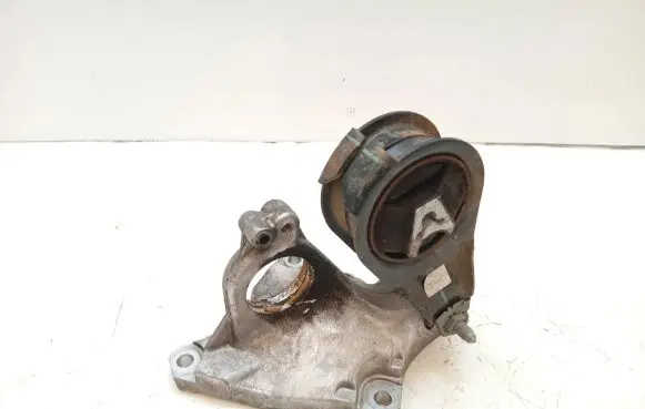 Citroen DS5 Driveshaft support bearing bracket 9681648680