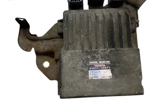 Toyota Avensis T250 Fuel injection control unit/module 8987120070 1310001371