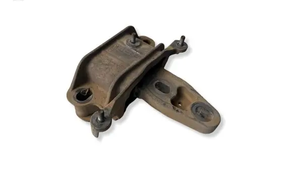 Ford Turneo Courier Engine mount bracket ET767M121AC 991611