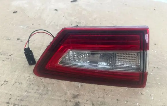 Renault Clio IV Tailgate rear/tail lights 265556573R
