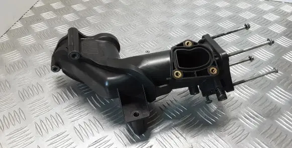 Mercedes-Benz R W251 Intercooler hose/pipe A6420901037