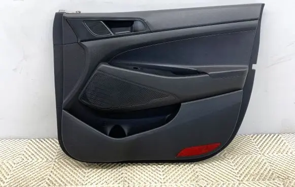 Hyundai Tucson TL Front door card panel trim 82361D7000