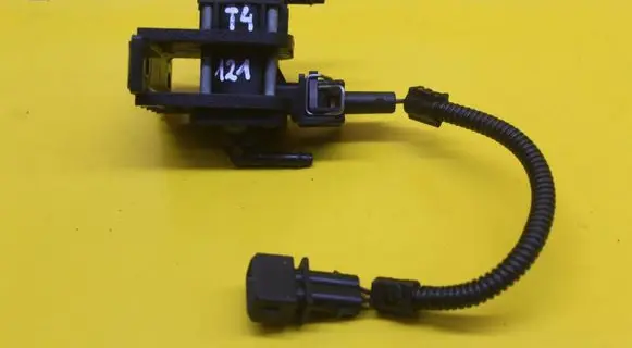 Volkswagen Transporter - Caravelle T4 Turbo solenoid valve 701906283