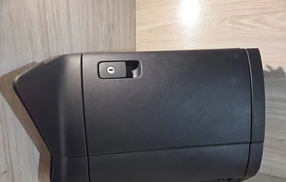 Volkswagen Golf VII Glove box set 5G1857285 5C1857097AE 355D301745