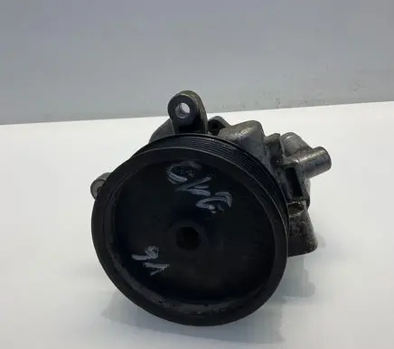 Mercedes-Benz E W212 Power steering pump A0064664801 0064664801