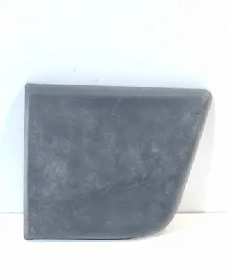 Rear fender molding trim