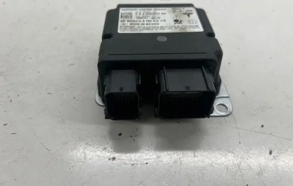 Tesla Model 3 Airbag control unit/module 109575700C 0285014176