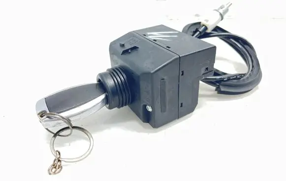 Mercedes-Benz C W203 Ignition lock 2095453308