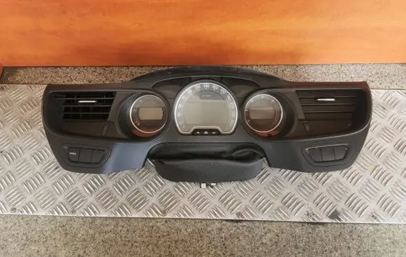 Citroen C5 Speedometer (instrument cluster) 9665364680