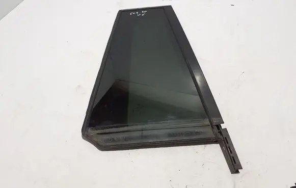 Mercedes-Benz GLS X167 Rear vent window glass A1677300807