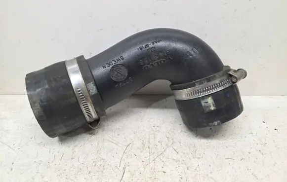 Volvo XC60 Intercooler hose/pipe 31431109 30677765
