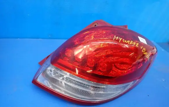 Hyundai Veloster Rear/tail lights