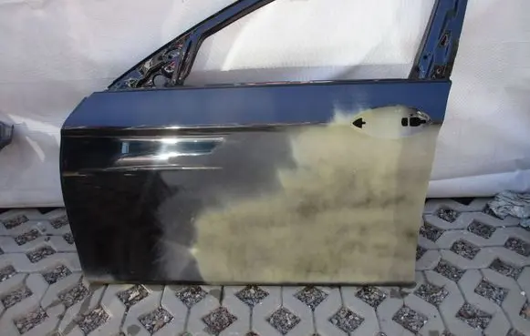 Door (2 Door Coupe)