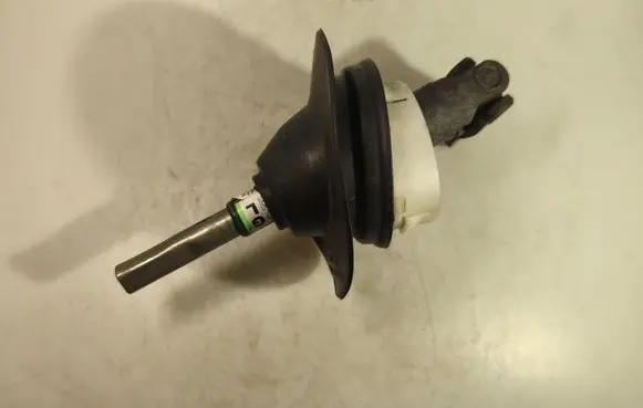 Opel Vivaro Steering column universal joint 488202081R 93868476