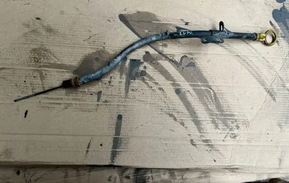 Nissan Qashqai Oil level dip stick 111518504R