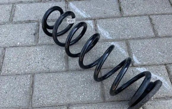 Audi A3 S3 8V Rear coil spring 5Q0511115BG 5Q0511115