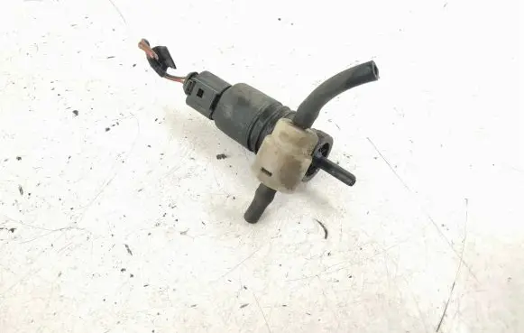 Smart ForTwo II Windshield washer spray nozzle 0000038V001000000 Q0000038V001000000