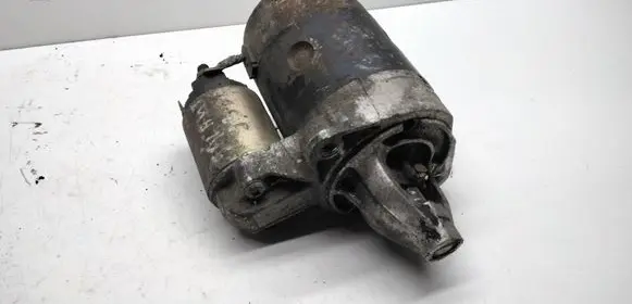 Mitsubishi Colt Starter motor M3T32593