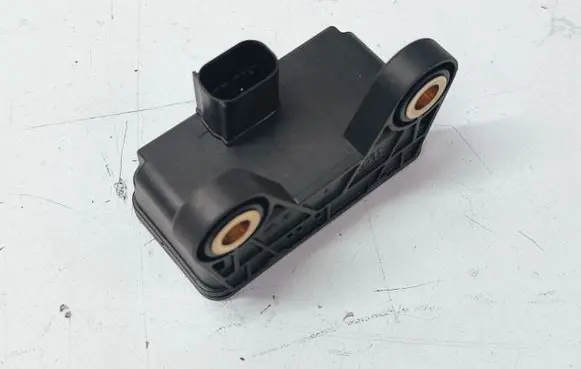 Volvo XC70 ESP acceleration yaw rate sensor 10170106553 12W102