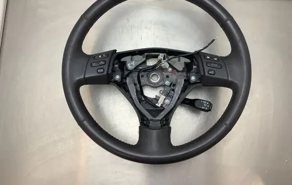 Lexus RX 330 - 350 - 400H Steering wheel 18A17