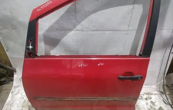 Volkswagen Sharan Front door RAUDONOS