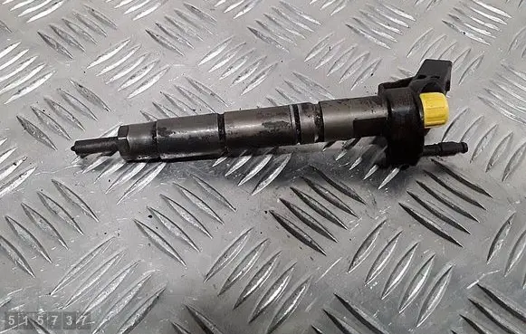 Mercedes-Benz E W211 Fuel injector a6420700587 0445115027