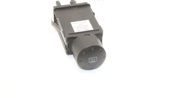 Audi TT TTS Mk2 Windscreen/window heater switch 8N0941503B