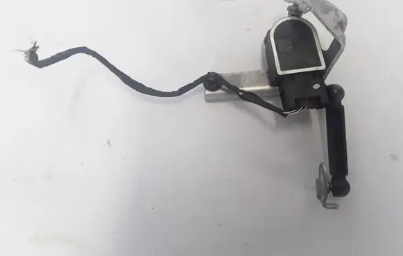 BMW 5 G30 G31 Sensor 37142959574