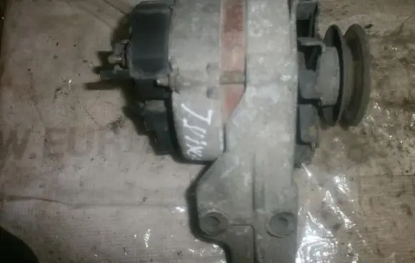 Renault Twingo I Generator/alternator 7700820794