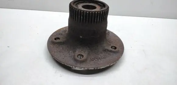 Mercedes-Benz A W168 Front wheel hub