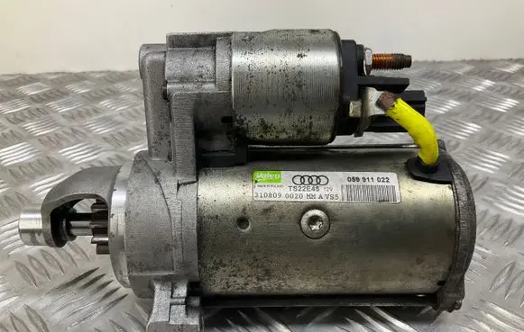 Audi A5 8T 8F Starter motor 059911022