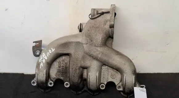 Skoda Octavia Mk2 (1Z) Intake manifold 03G129713K