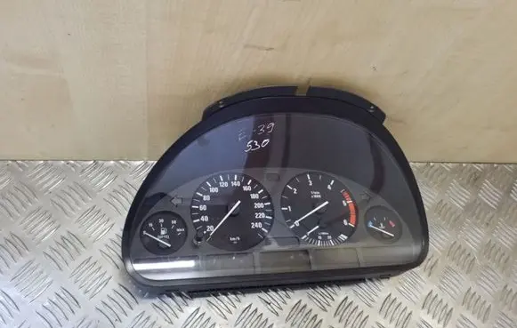 BMW 5 E39 Speedometer (instrument cluster) 110008735112 62116907018