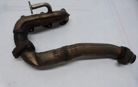 BMW 7 E38 Exhaust manifold 1742667