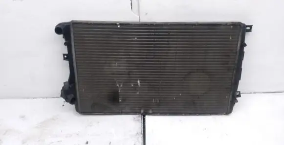 Volkswagen Caddy Coolant radiator 1K0121253AA 872272S