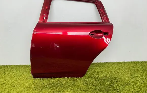 Mazda 6 Rear door