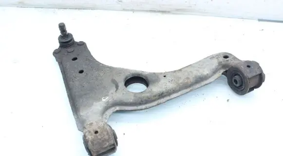 Opel Zafira B Front lower control arm/wishbone