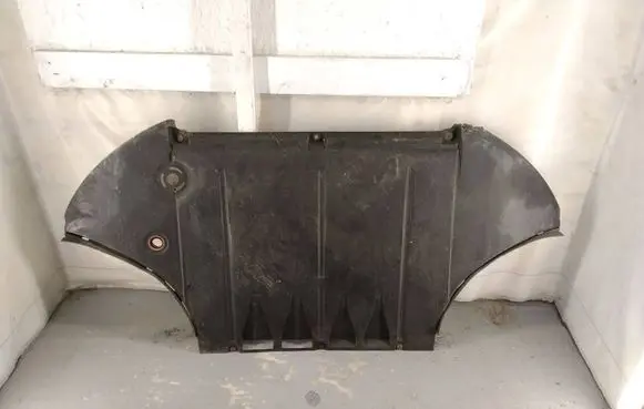 Audi A8 S8 D3 4E Engine splash shield/under tray 4F0825235J 4E0825235D