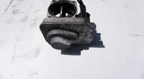 Opel Astra J Throttle valve 898105210