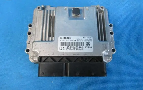 Suzuki Ignis Engine control unit/module 3391073S00 0261S21949 ECM073S00