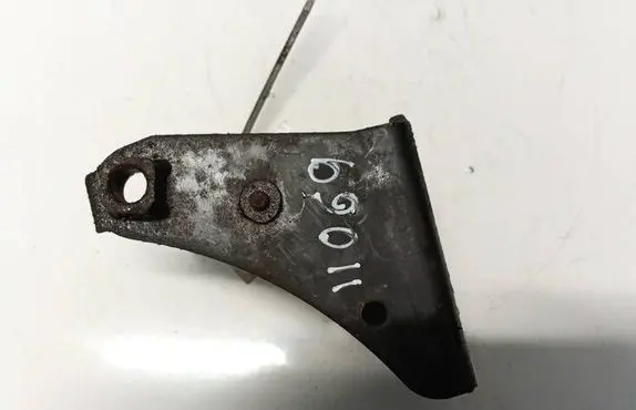 Toyota Previa (XR30, XR40) II Engine mounting bracket 