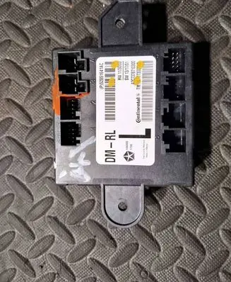 Maserati Ghibli Door control unit/module 52851641AC A2C7378710300 SW131701
