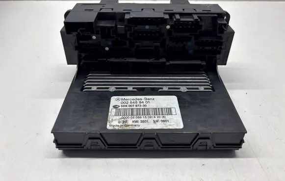 Mercedes-Benz C W203 Fuse box set 0025459401
