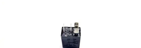 Volkswagen PASSAT B5 Other relay 8Z0951253