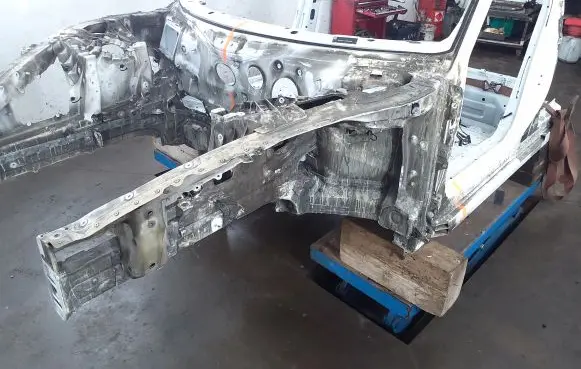 Porsche Taycan 9J1 Front quarter panel 