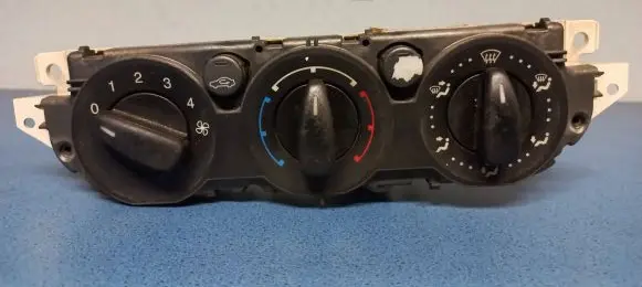 Ford Focus C-MAX Climate control unit 3M5T19980BC